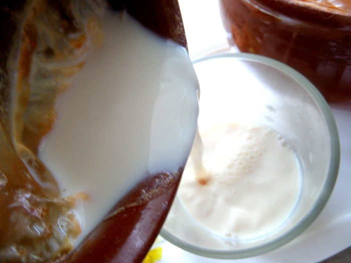 Топленое молоко в горшочках