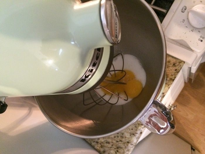 Торт &amp;quot;Аляска&amp;quot; с ромашково-медовым мороженым