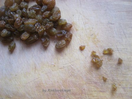 Овсяное печенье с ромово-изюмовым кремом