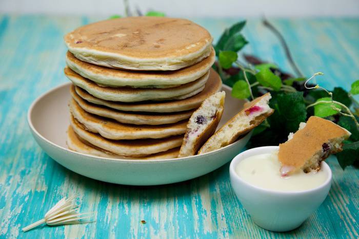 Кукурузные оладьи с клюквой