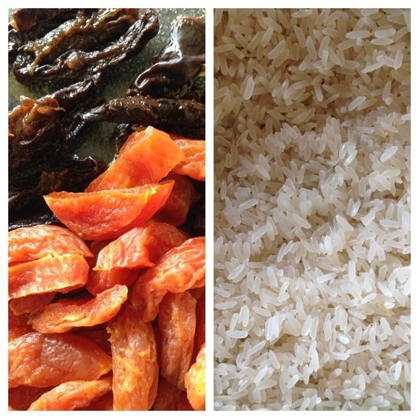 Плов с сухофруктами, апельсинами и копченой корейкой