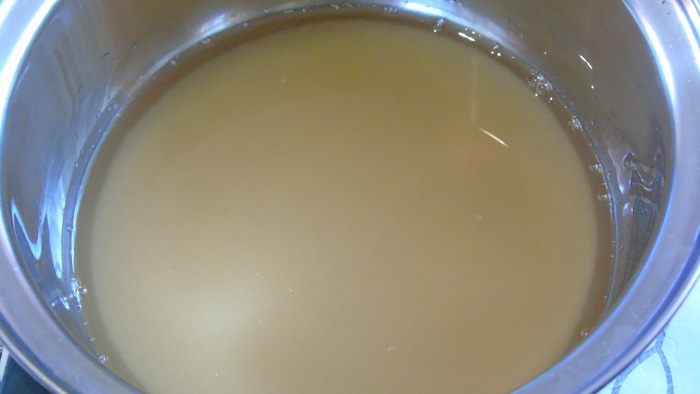 Сметанный тарт с вишней и вином