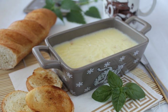 Плавленый сыр с беконом