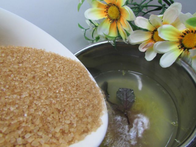 Лимонад из сладкого перца с базиликом