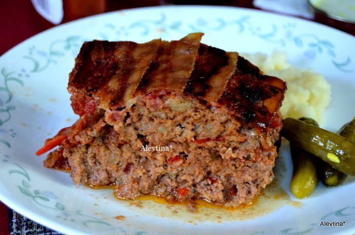 Мясная буханка с томатным релишем