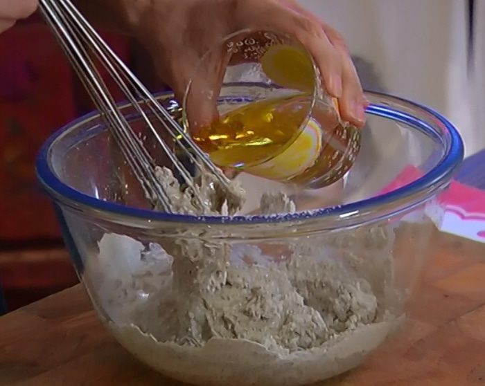 Блины на пиве с грушевым соусом 