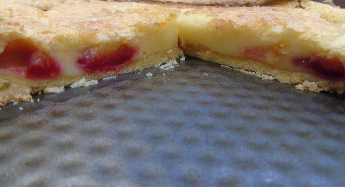 Тарт со сливой 