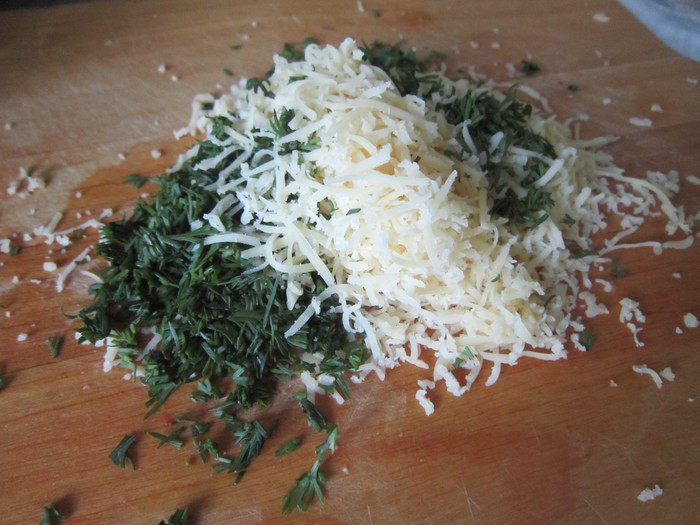 Запеканка кукурузная с помидорами и моцареллой