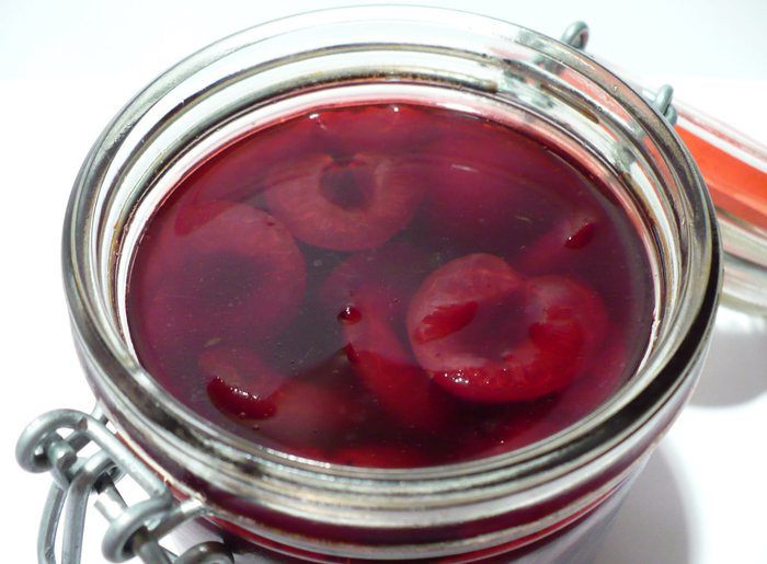 Домашние конфеты с пьяной вишней