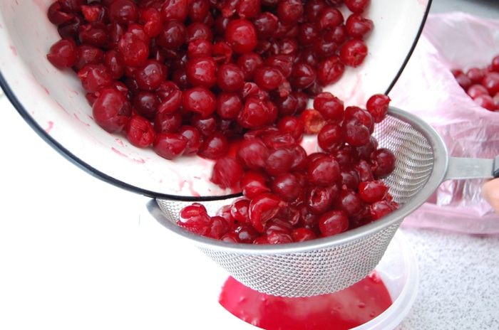 Нежнейший вишневый пирог