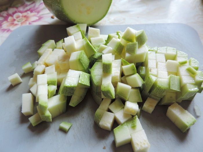 Пикантные хрустящие кабачки с индейкой