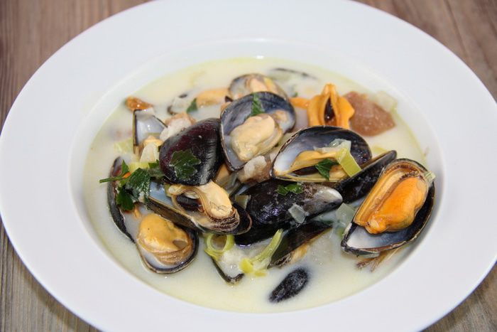 Нежный суп с мидиями по-шотландски