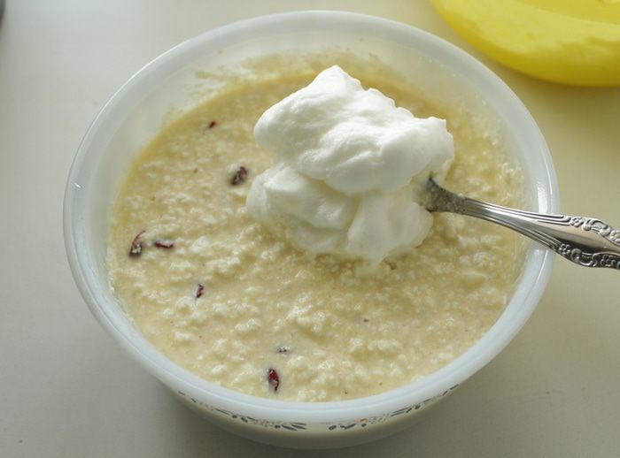 Творожный пирог с клюквой в мультиварке 