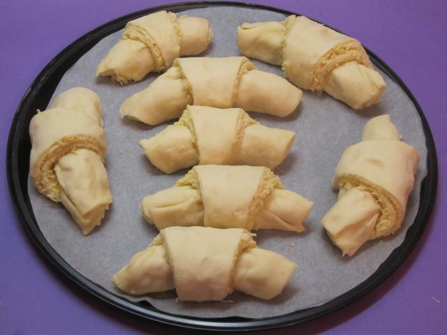 Сырные круассаны