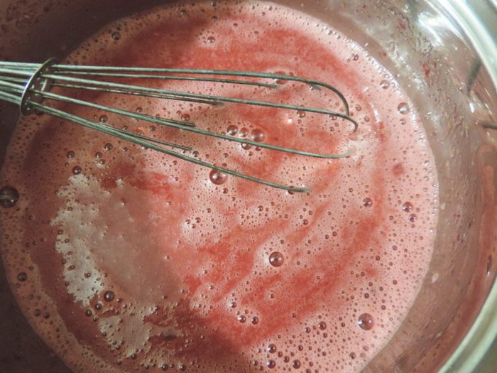 Бисквитный торт со сметанным кремом и малиновым курдом &amp;quot;Восторг&amp;quot;