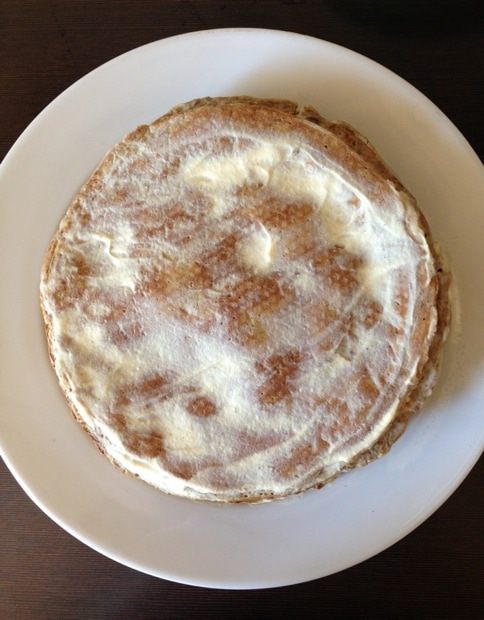 Печеночный торт с яблочным кремом