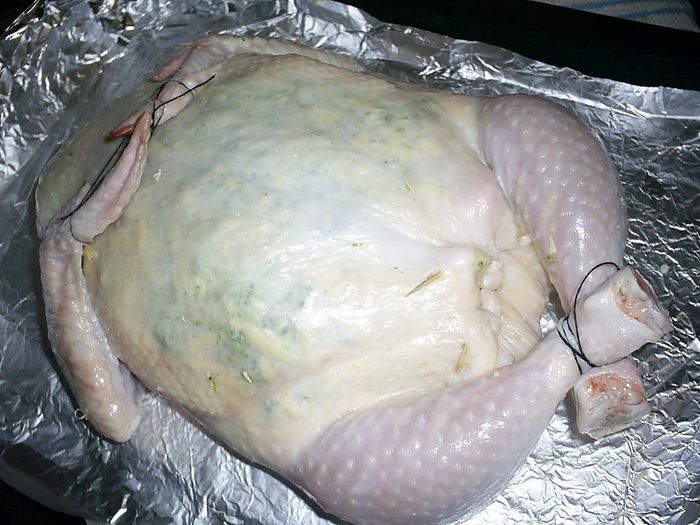 Запеченная блинная курочка с двумя начинками