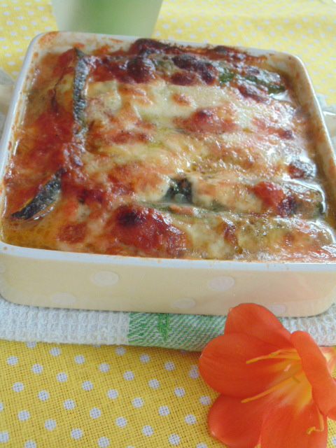 Пармиджана из цукини и филе индейки