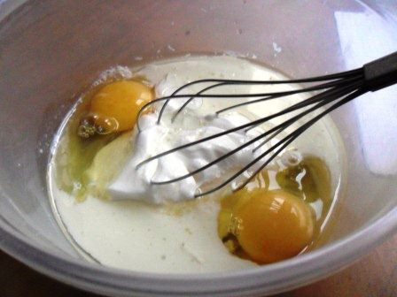 Кукурузный кекс с сыром и паприкой