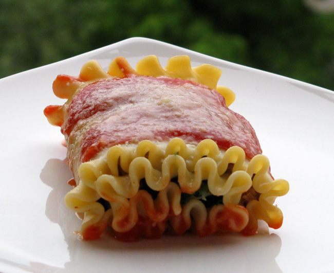 Лазанья в рулетиках