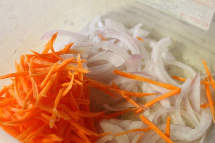 Тефтели с сыром и овощами