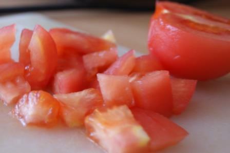 Свинина с томатами в арахисовом соусе