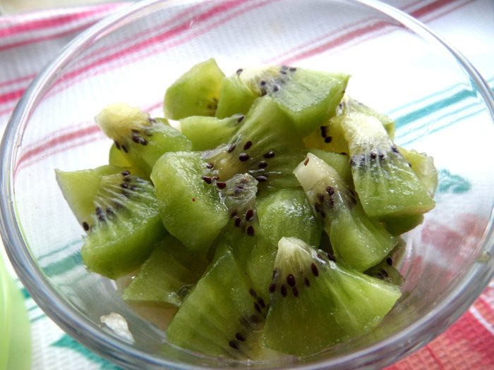 Салат-коктейль со сливками