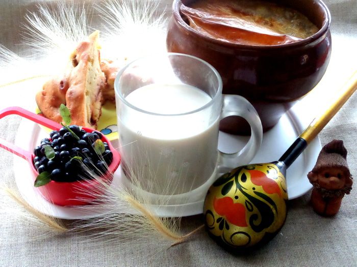 Топленое молоко в горшочках