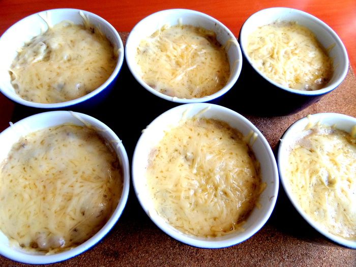 Сливочный жульен с ветчиной и грибами