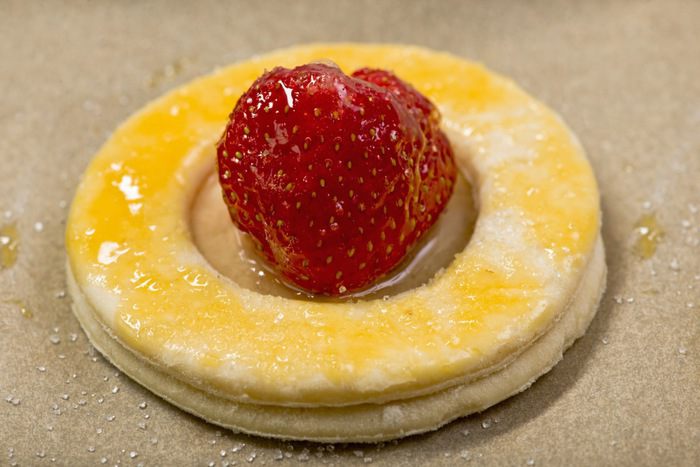 Пирожные с клубникой