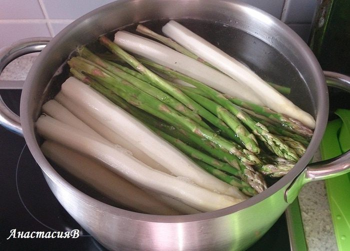 Гратен из спаржи и картофеля