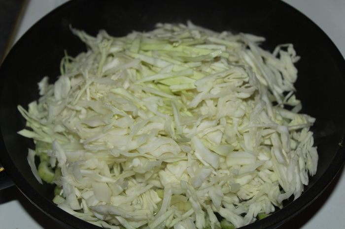 Тарт с капустой и перепелиными яйцами