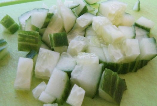 Салат с куриной печенью и яичными блинчиками