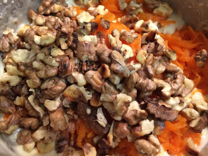 Тыквенный кекс с грецкими орехами