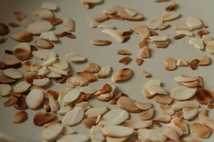 Летний салат с жареным арбузом и брынзой