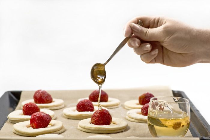 Пирожные с клубникой