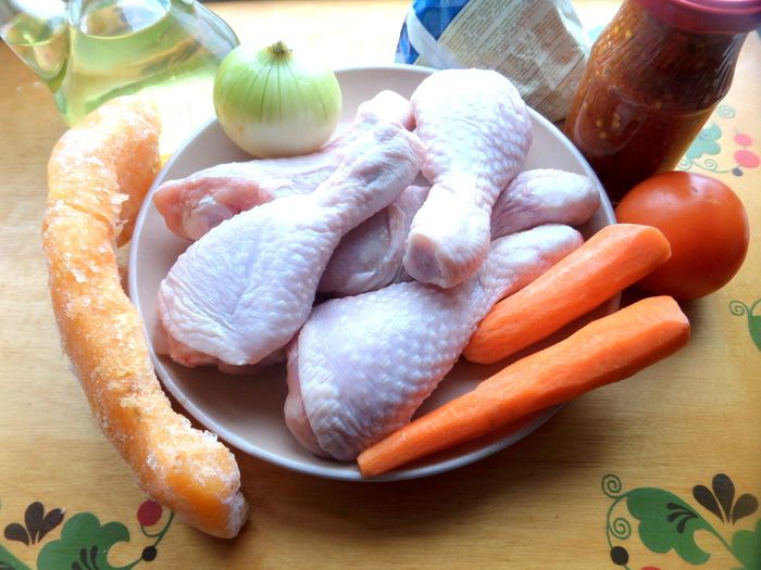 Куриные ножки в домашней аджике