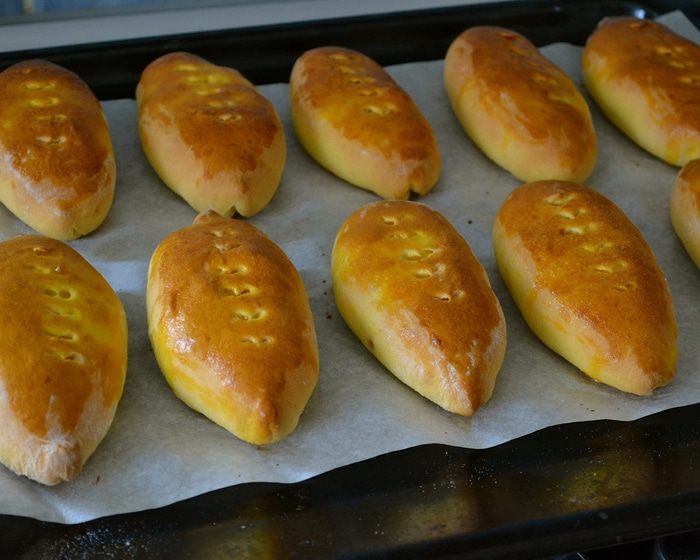 Пирожки духовые с тунцом