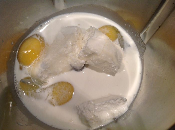 Пирог с грушей и клюквой