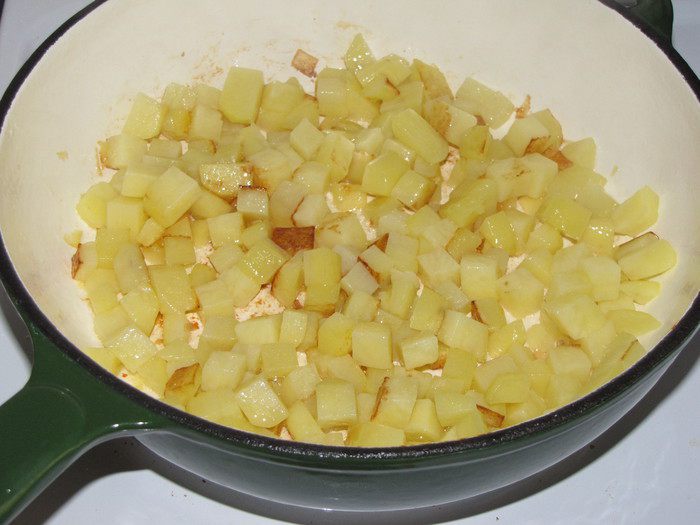 Мясные шарики в томатно-апельсиновом соусе с гарниром