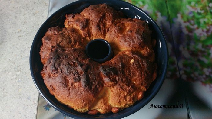 Кекс с миндалем