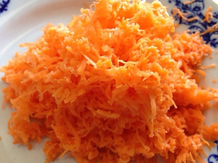 Морковный пирог со сливочной прослойкой