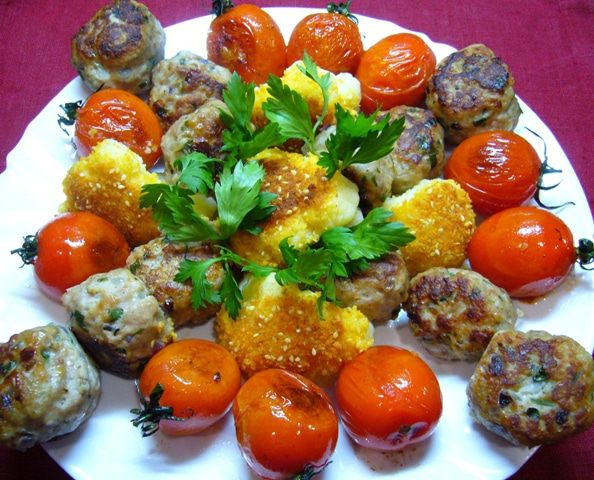 Котлеты по-гречески (кефтедес)