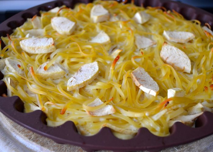 Яблочный макаронник 