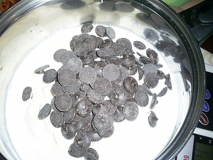 Орехово-шоколадный торт