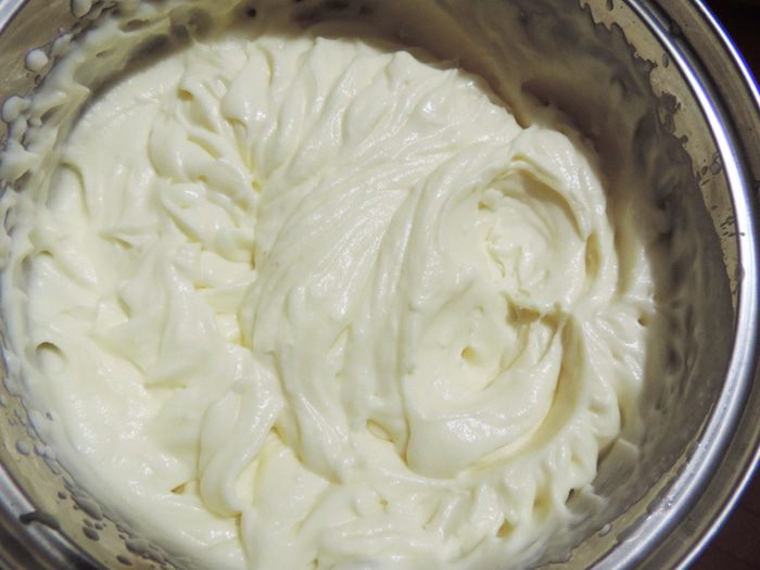 Бисквитный торт со сметанным кремом и малиновым курдом &amp;quot;Восторг&amp;quot;