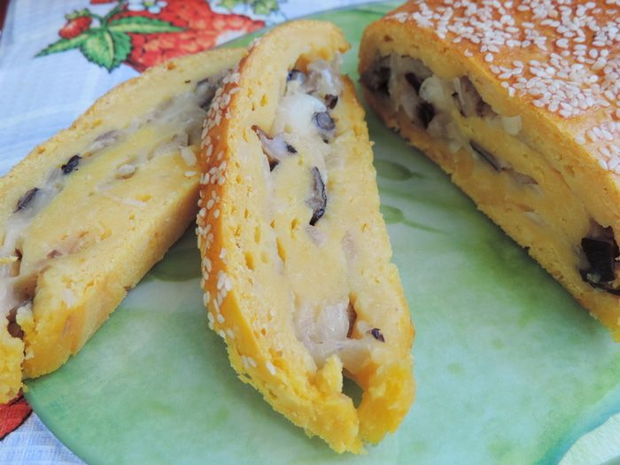 Картофельно-тыквенный рулет с вешенками