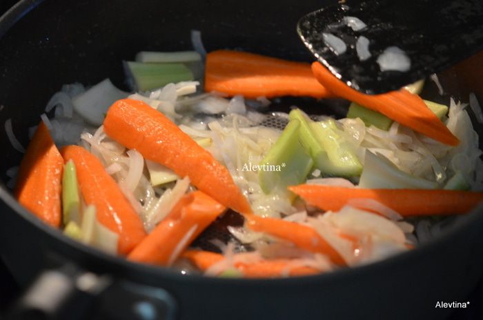 Говяжьи ребра по-бургундски