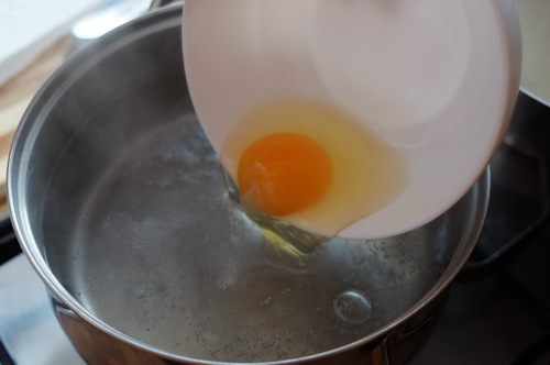 Суп рисовый с яйцом пашот