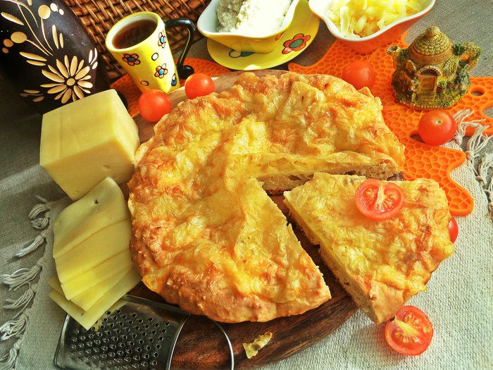 Сырная лепешка